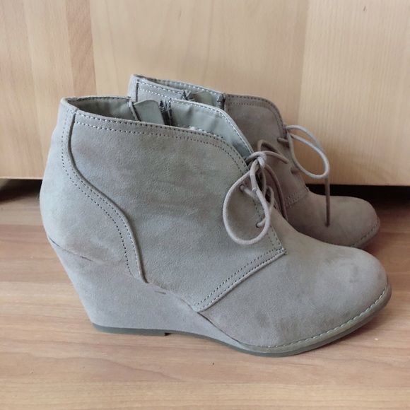 Booties - Picture 1 of 3